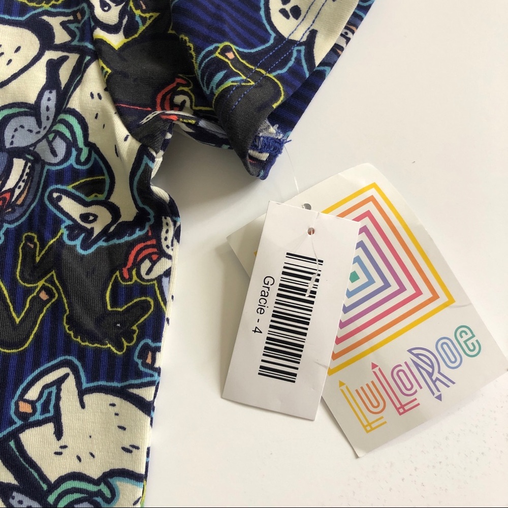 Lularoe Gracie top - Picture 2 of 3